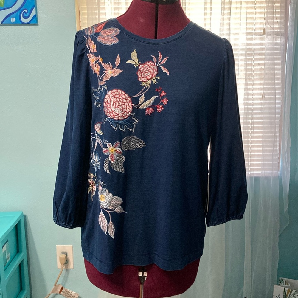 Chico’s embroidered long sleeve tee